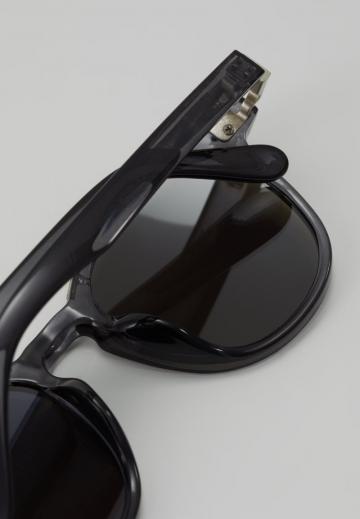 Солнечные очки