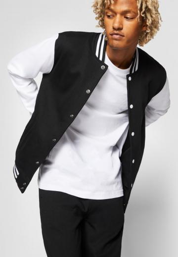 Куртка бомбер