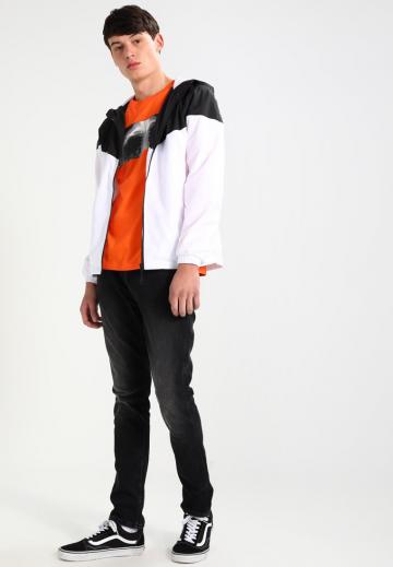 Куртка-дождевик