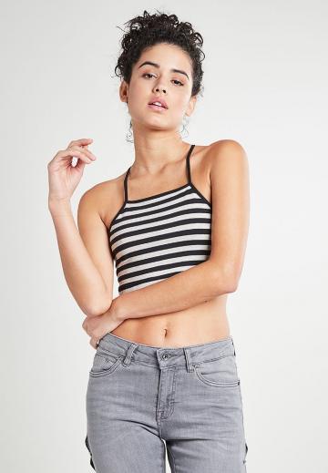 Топ на бретельках