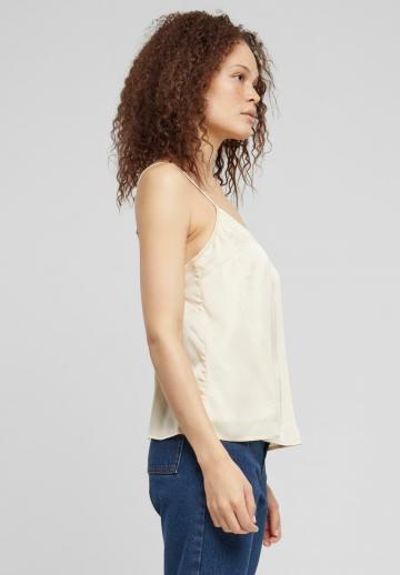 Топ на бретельках