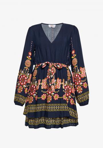 Летнее платье