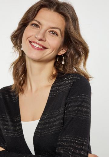 Длинный жилет