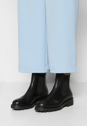 Ботинки челси