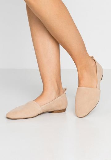 Полуботинки