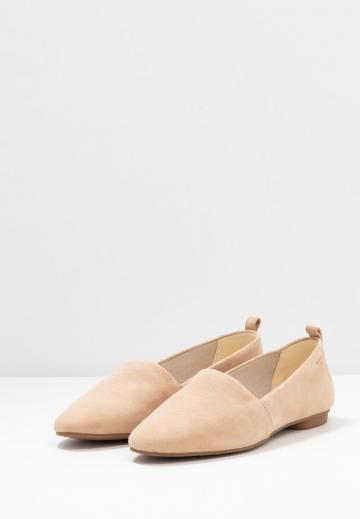 Полуботинки