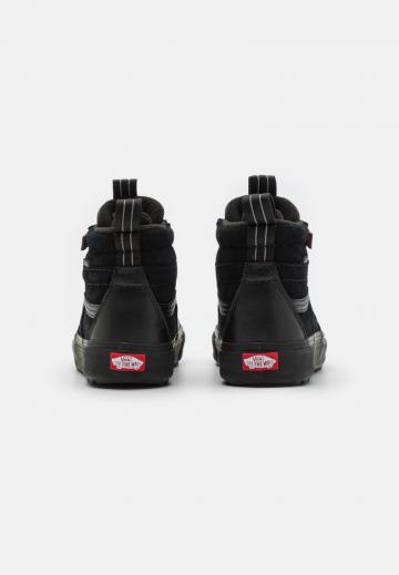 Высокие кеды