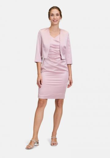 Платье футляр