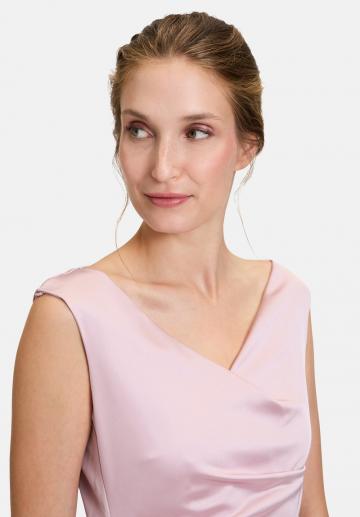 Платье футляр