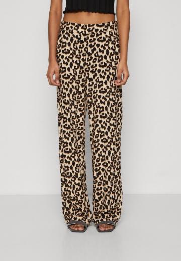 Широкие брюки