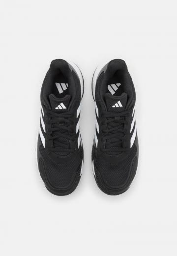 Теннисные кроссовки