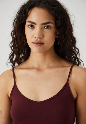 Топ на бретельках