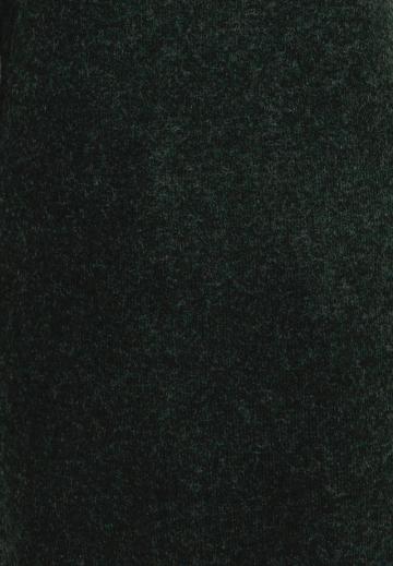 Вязаное платье