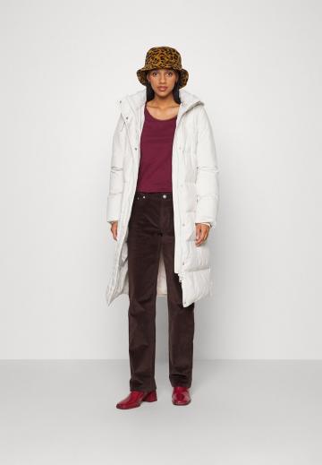 Пуховое пальто