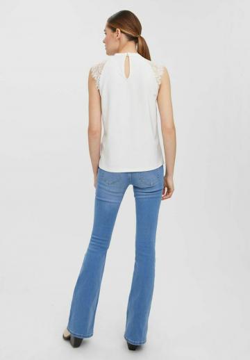 Кружевная блузка