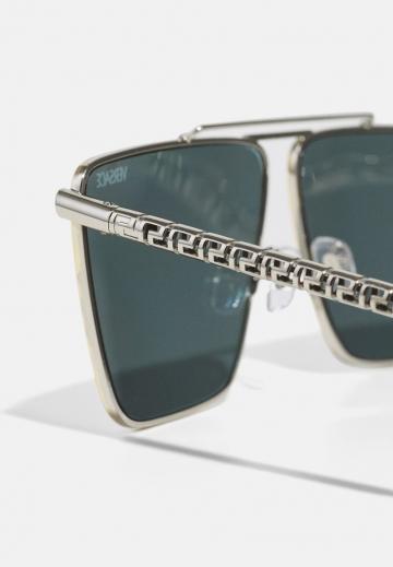 Солнечные очки