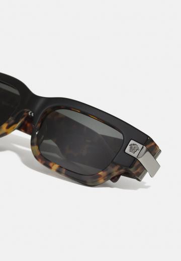 Солнечные очки