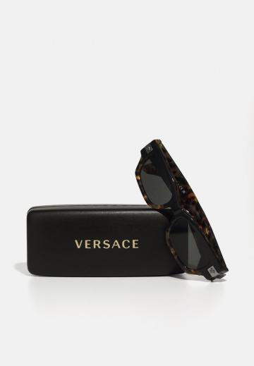 Солнечные очки