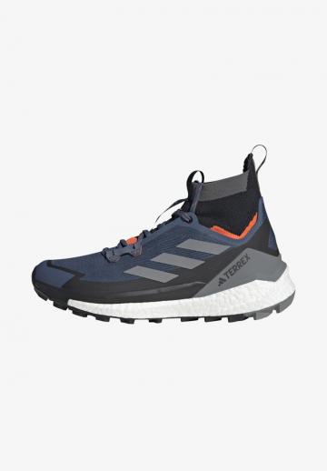 Походная обувь