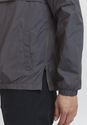 Куртка-дождевик