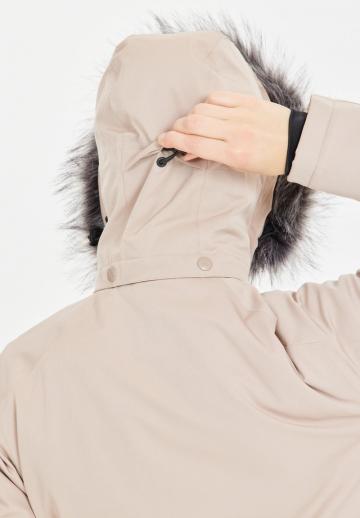 Спортивная куртка