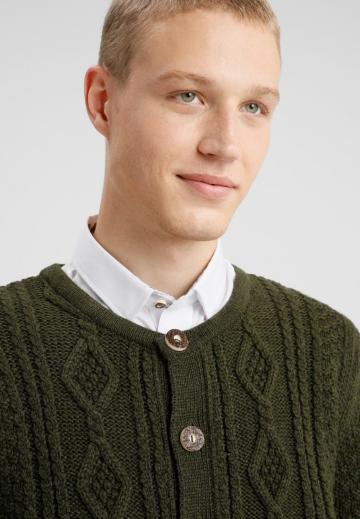 Вязаная кофта