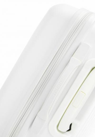 Чемодан на колесах