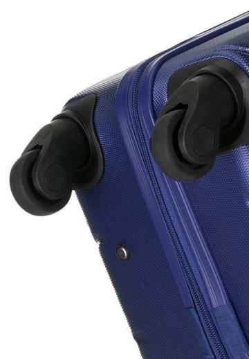 Чемодан на колесах