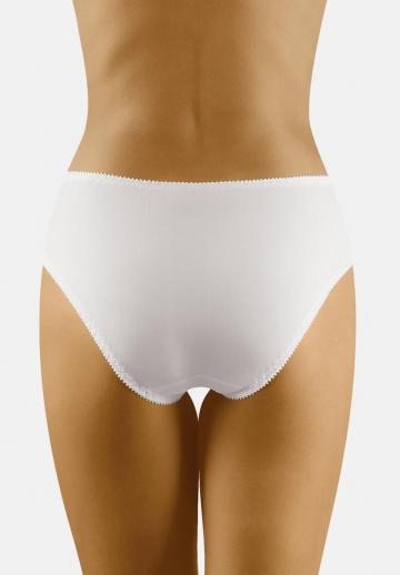 Трусы на бедрах