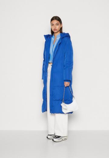 Пуховое пальто