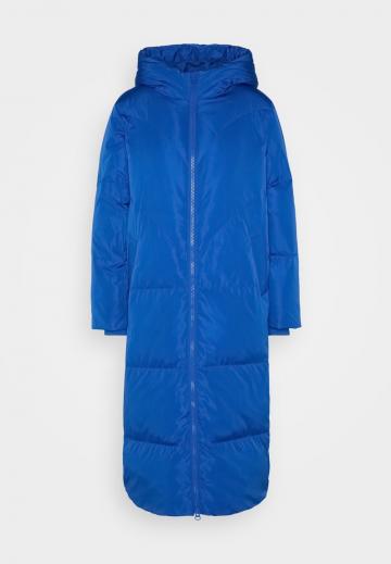 Пуховое пальто