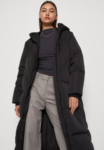 Пуховое пальто