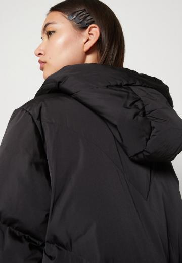 Пуховое пальто