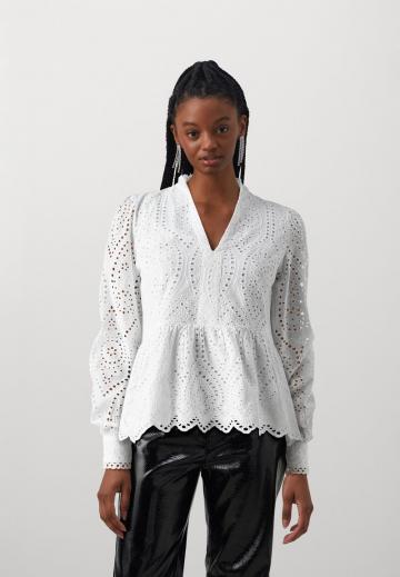 Кружевная блузка