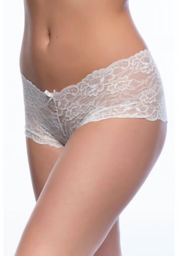 Трусы на бедрах