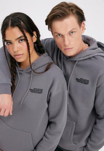 Пуловер с капюшоном