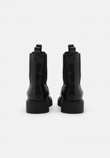 Ботинки челси