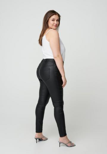 Топ на бретельках