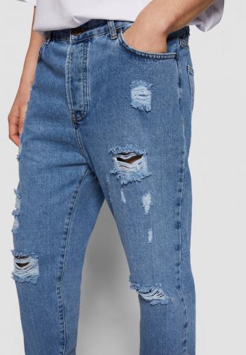 Прямые джинсы