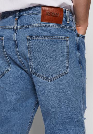 Прямые джинсы