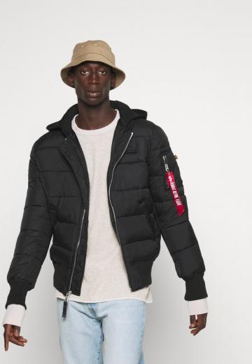 Зимняя куртка