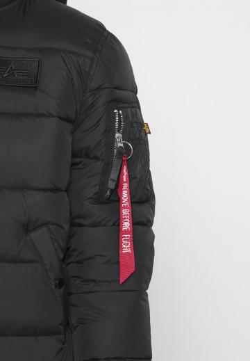 Зимняя куртка