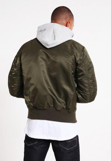 Куртка бомбер