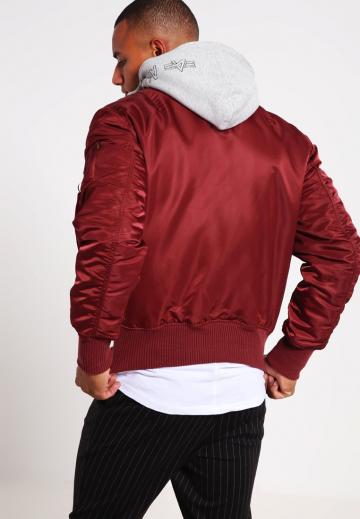 Куртка бомбер