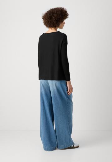 Длинный пуловер