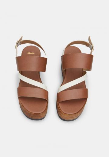 Босоножки на танкетке