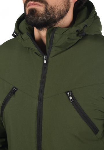 Зимняя куртка