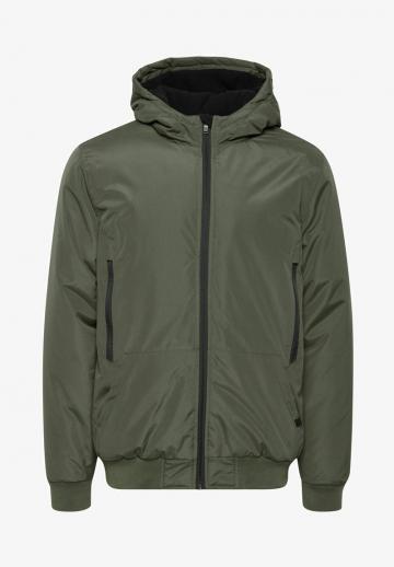 Зимняя куртка