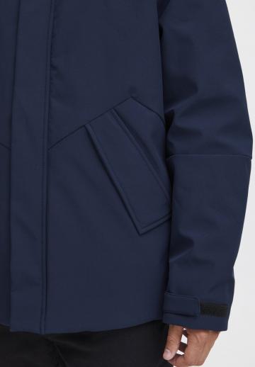 Зимняя куртка