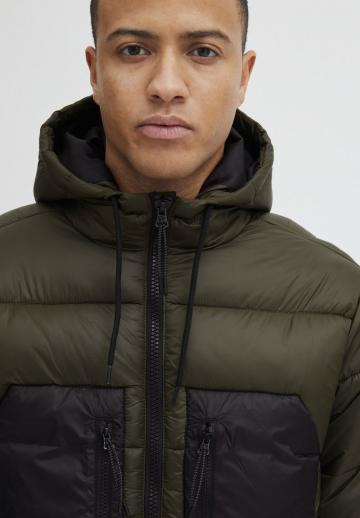 Зимняя куртка